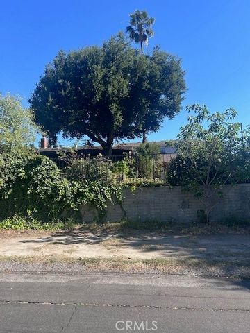 8228 Wentworth Street, Sunland, CA 91040