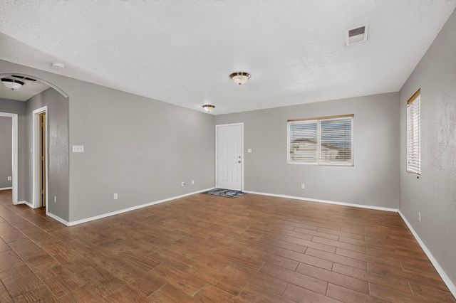 30 Tome Vista Drive, Los Lunas, NM 87031