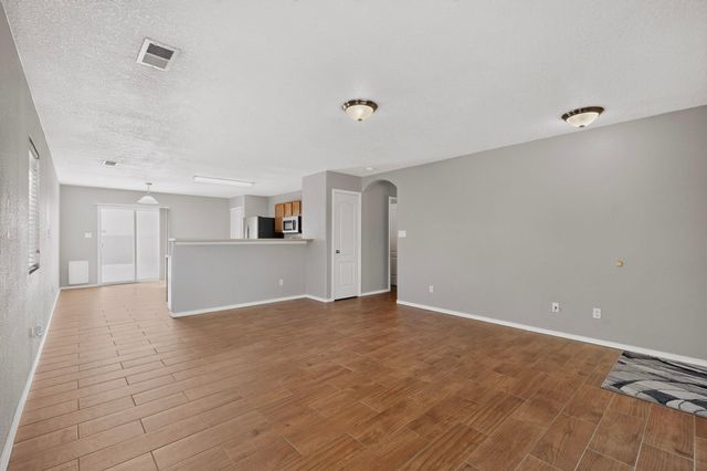 30 Tome Vista Drive, Los Lunas, NM 87031