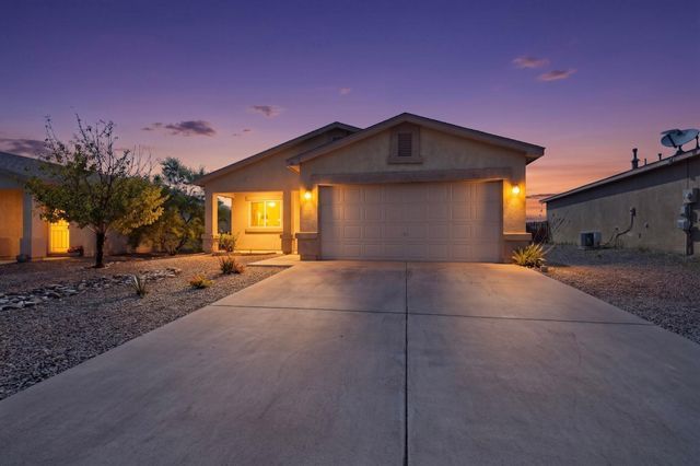 30 Tome Vista Drive, Los Lunas, NM 87031