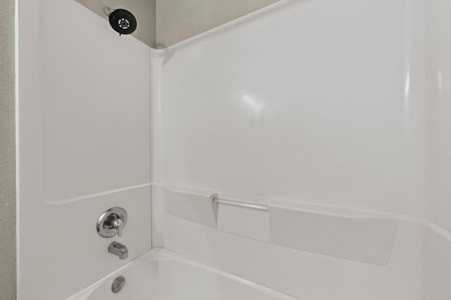 30 Tome Vista Drive, Los Lunas, NM 87031