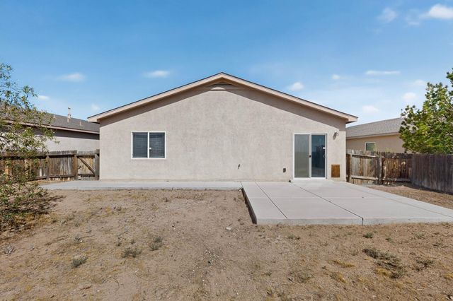 30 Tome Vista Drive, Los Lunas, NM 87031