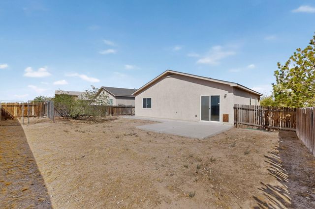 30 Tome Vista Drive, Los Lunas, NM 87031