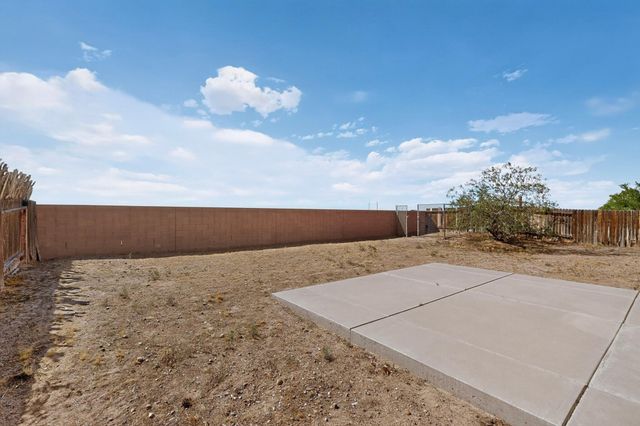 30 Tome Vista Drive, Los Lunas, NM 87031