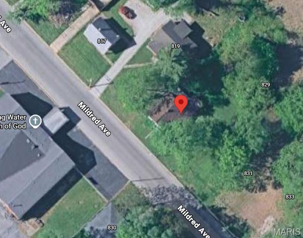 825 Mildred Avenue, Cahokia, IL 62206