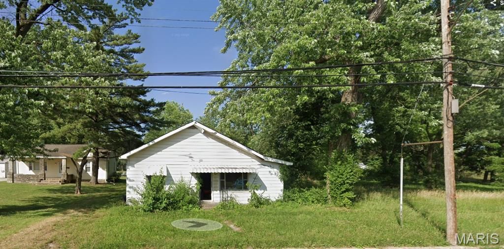 825 Mildred Avenue, Cahokia, IL 62206