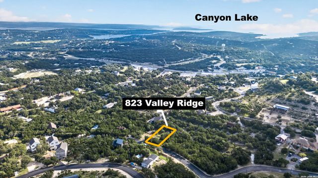 823 VALLEY RDG, Canyon Lake, TX 78133
