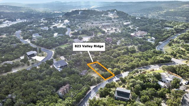 823 VALLEY RDG, Canyon Lake, TX 78133