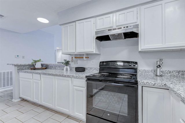 213 Willoughby Drive, Richmond, TX 77469