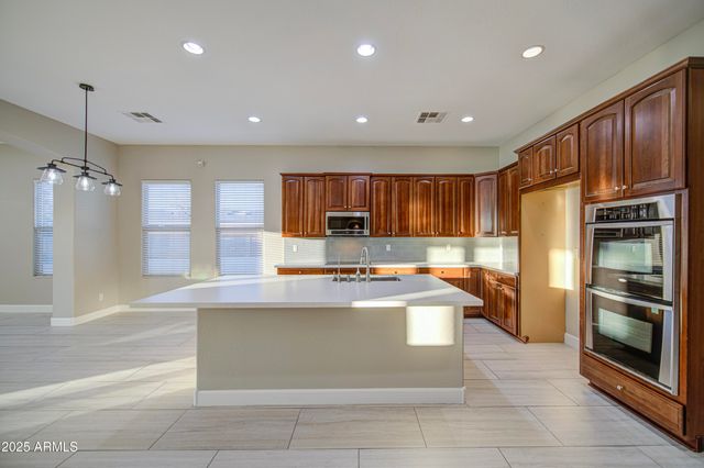 7124 S 67th Drive, Laveen, AZ 85339