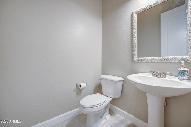 7124 S 67th Drive, Laveen, AZ 85339