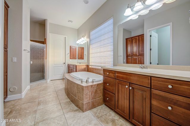 7124 S 67th Drive, Laveen, AZ 85339