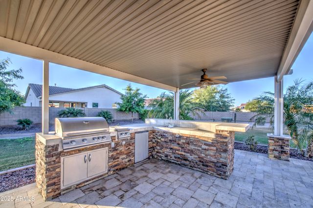 7124 S 67th Drive, Laveen, AZ 85339