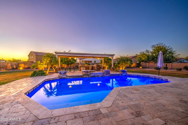 7124 S 67th Drive, Laveen, AZ 85339