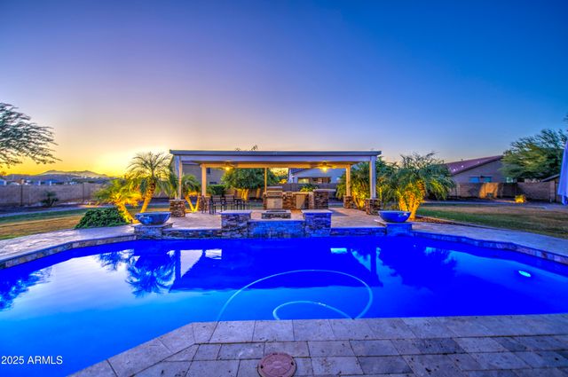 7124 S 67th Drive, Laveen, AZ 85339