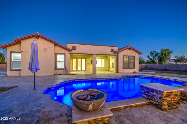 7124 S 67th Drive, Laveen, AZ 85339