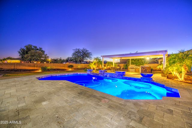 7124 S 67th Drive, Laveen, AZ 85339