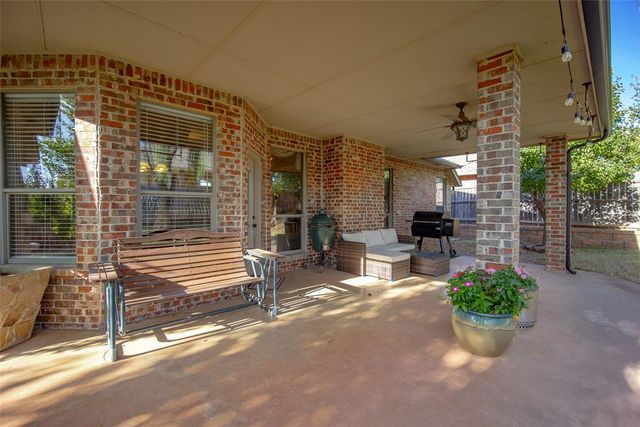 2636 SE 7th Street, Moore, OK 73160