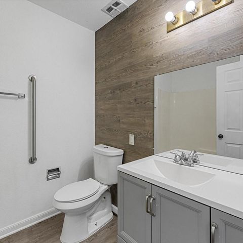 11887 Algonquin Drive, Houston, TX 77089