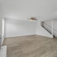 11887 Algonquin Drive, Houston, TX 77089