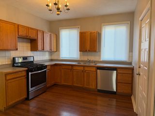 231 Allen Street 1, New Bedford, MA 02740