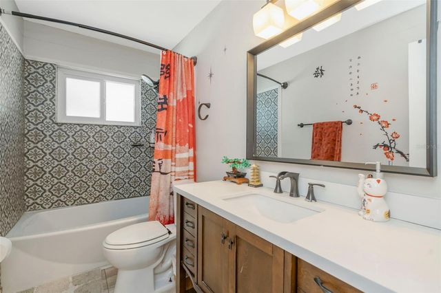 302 LIMONA ROAD, Brandon, FL 33510