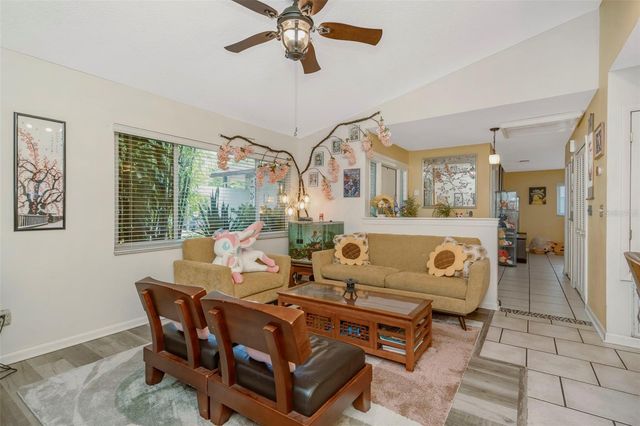 302 LIMONA ROAD, Brandon, FL 33510