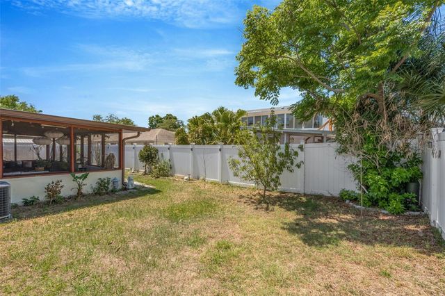 302 LIMONA ROAD, Brandon, FL 33510