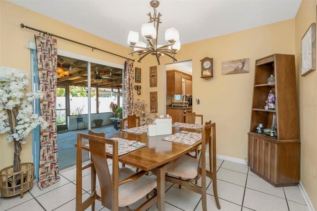 302 LIMONA ROAD, Brandon, FL 33510