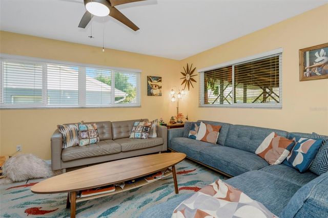 302 LIMONA ROAD, Brandon, FL 33510