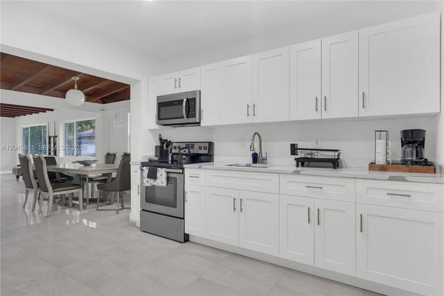 2827 Adams Street, Hollywood, FL 33020
