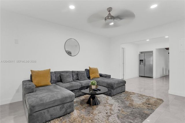 2827 Adams Street, Hollywood, FL 33020