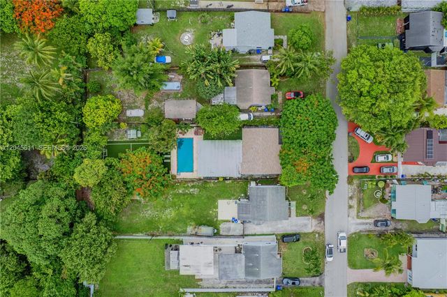 2827 Adams Street, Hollywood, FL 33020