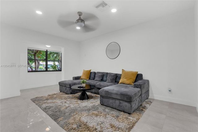 2827 Adams Street, Hollywood, FL 33020