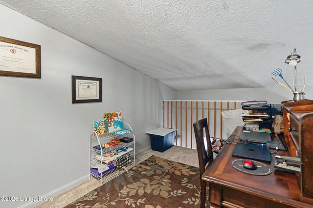 1100 E Oak St, Louisville, KY 40204