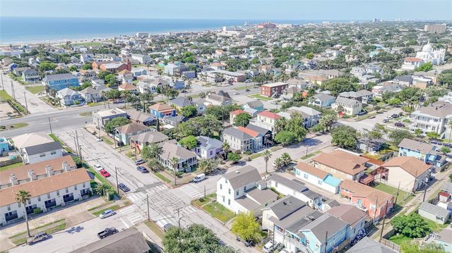 1002 Sealy Street, Galveston, TX 77550