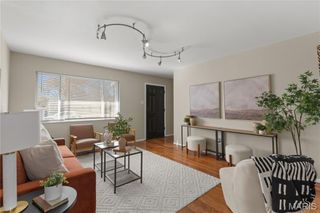 9800 Tullamoor Drive, St Louis, MO 63136