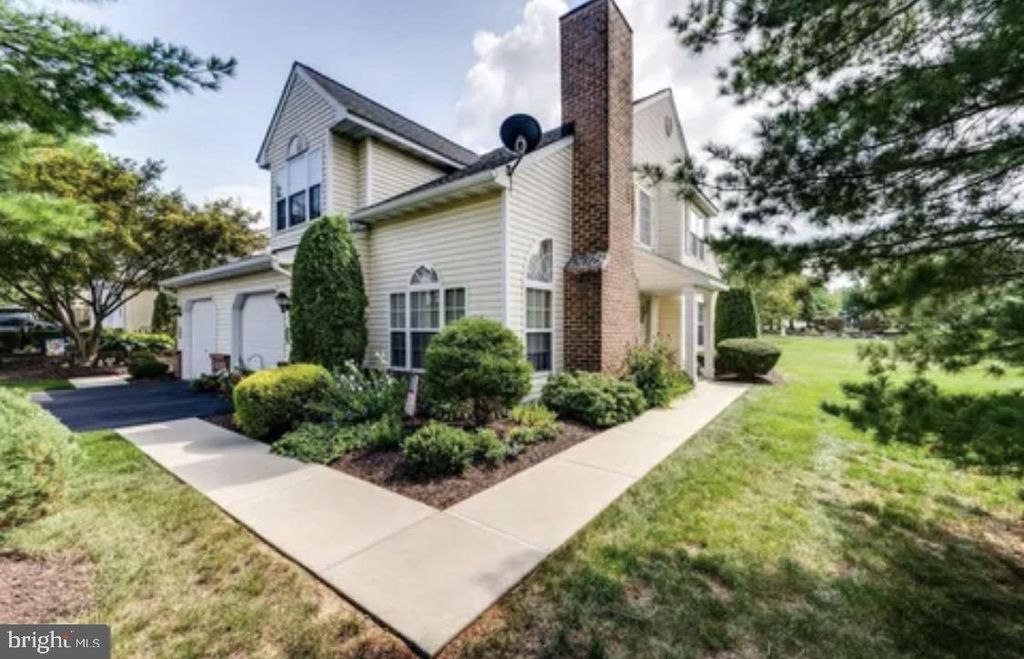 112 HICKORY LN, Reading, PA 19610