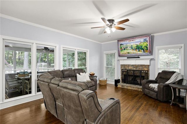 3071 Winborn Ridge NW, Kennesaw, GA 30152