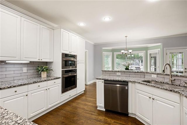 3071 Winborn Ridge NW, Kennesaw, GA 30152