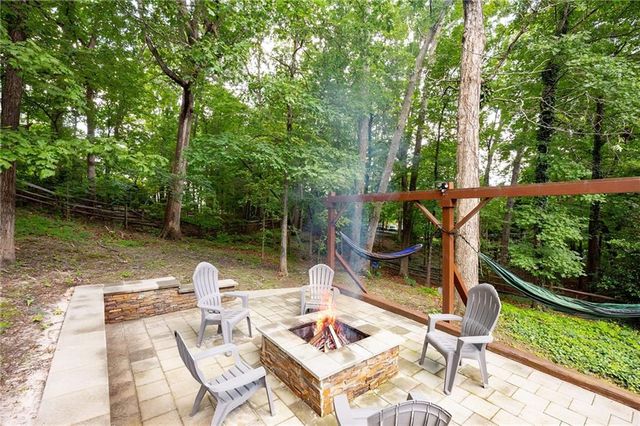 3071 Winborn Ridge NW, Kennesaw, GA 30152