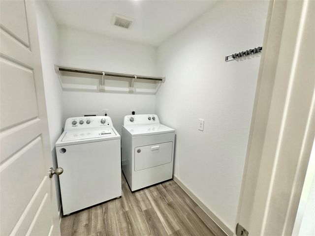 1107 Curly Angora Court, Rosharon, TX 77583