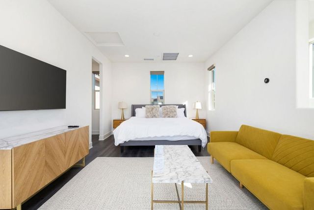 35821 Cannon Drive, Palm Desert, CA 92211