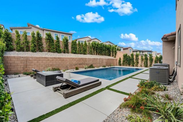 35821 Cannon Drive, Palm Desert, CA 92211