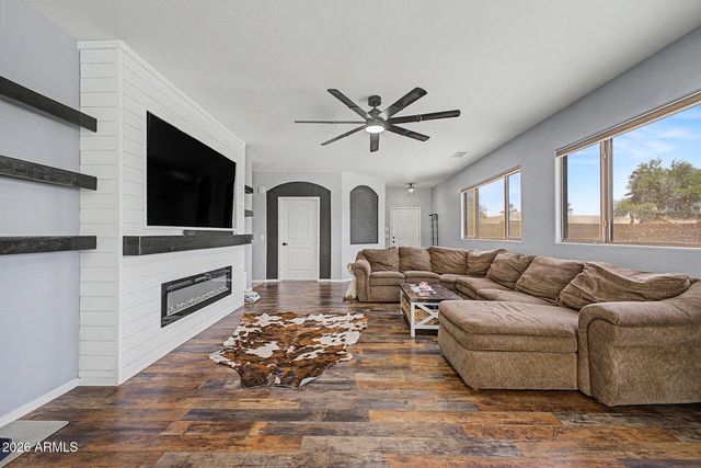 17492 N 167TH Drive, Surprise, AZ 85374