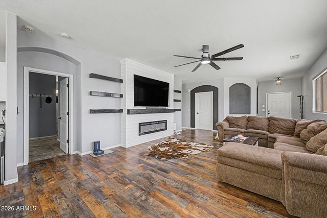 17492 N 167TH Drive, Surprise, AZ 85374