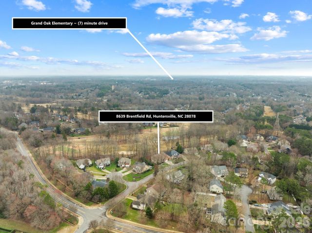 8639 Brentfield Road, Huntersville, NC 28078