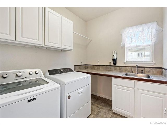 52 Lakeview Circle, Fort Morgan, CO 80701