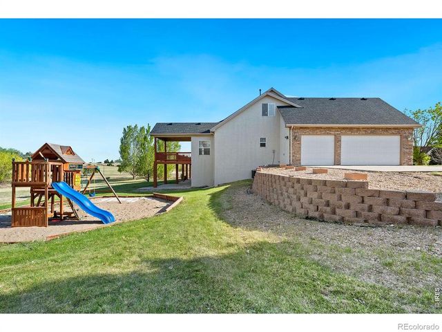 52 Lakeview Circle, Fort Morgan, CO 80701