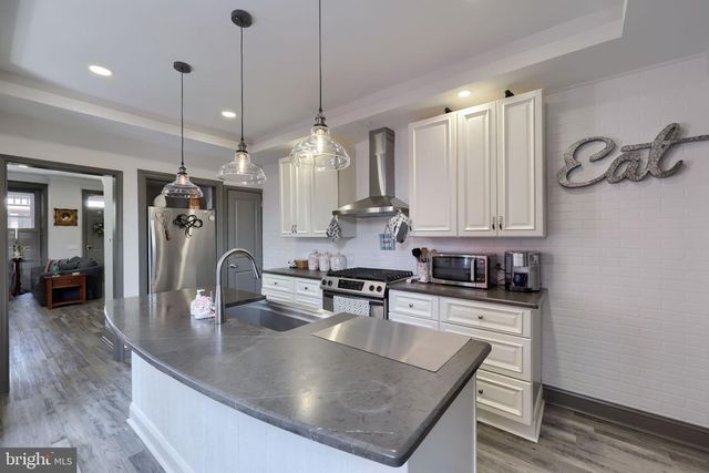 338 N 3RD ST, Columbia, PA 17512